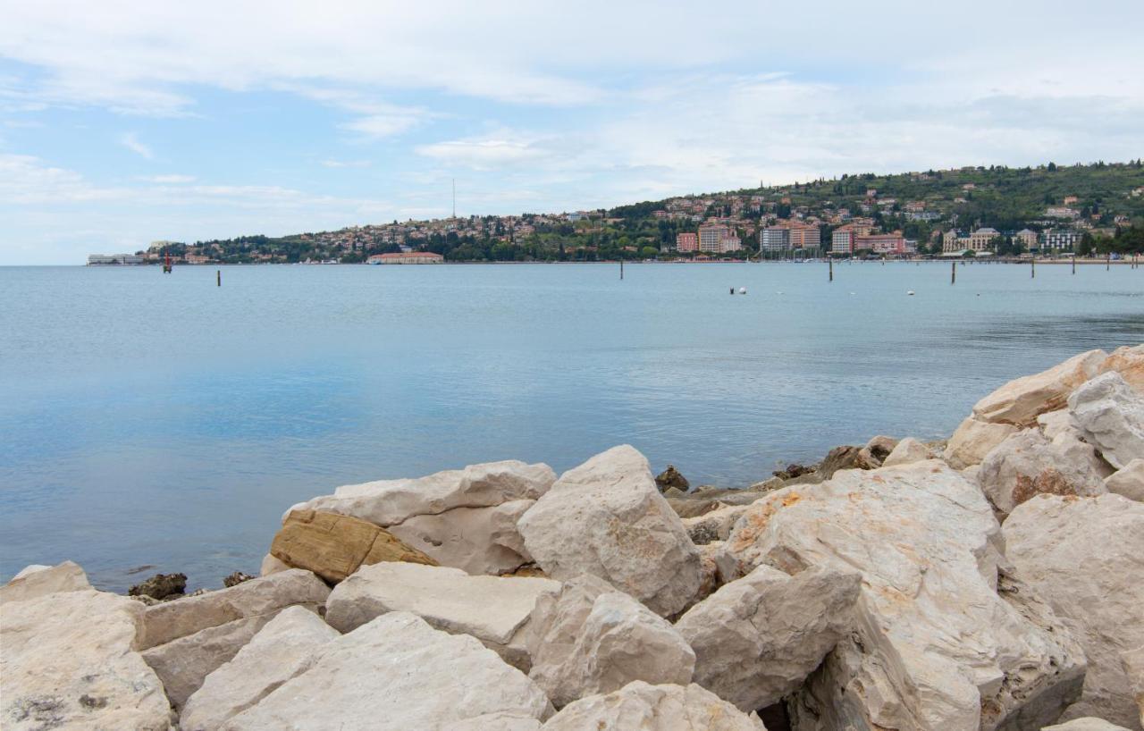 Villa Floating House Adela à Portorož Extérieur photo